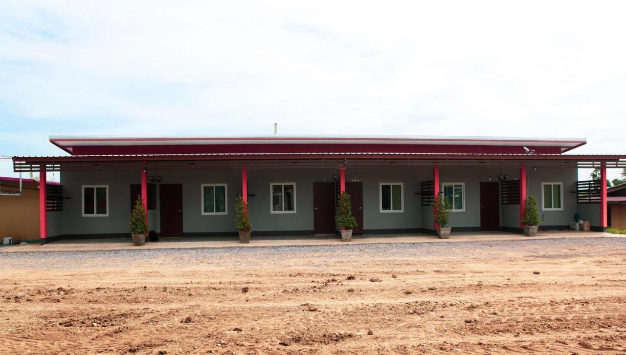 เอ็นพี เดอะปาย ห้องพักนครสวรรค์ Exterior foto
